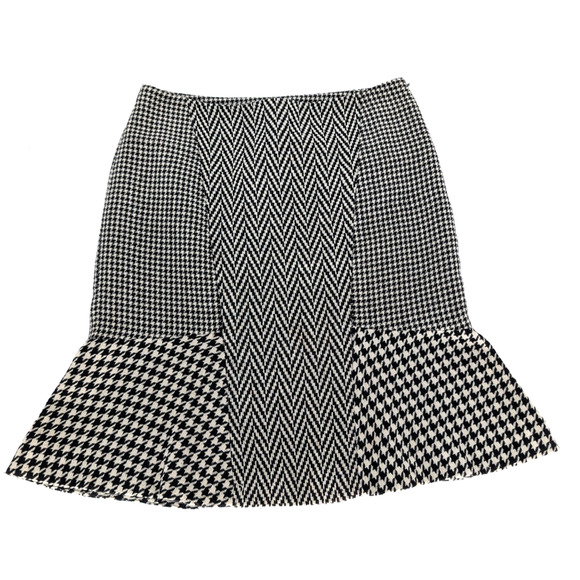 Ann Taylor Houndstooth Chevron Check Tweed Peplum Skirt 4P Preppy Academia Black - Picture 2 of 8